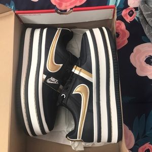 Women’s Nike vandal 2x